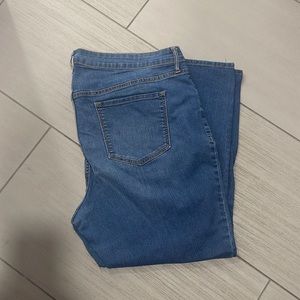 Old Navy women’s ankle jeans